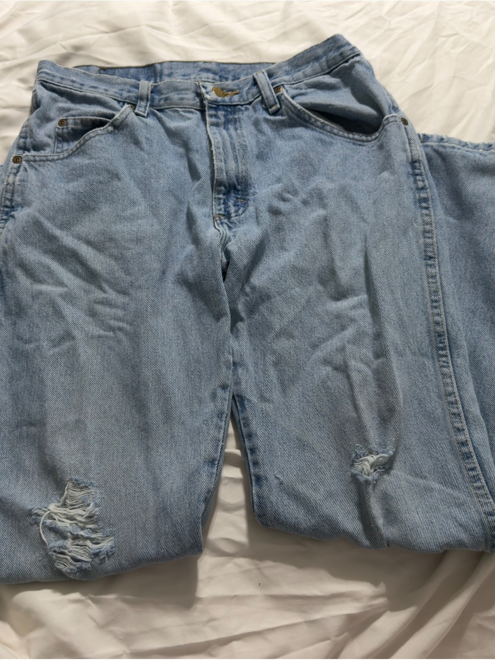 Wrangler Light Blue Boyfriend Jeans with Distressed Knees